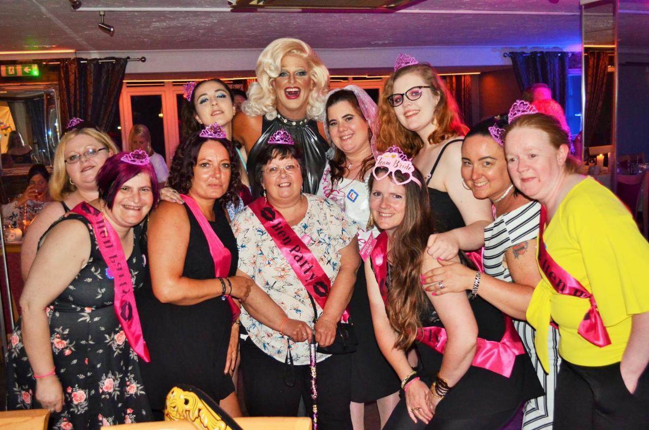 Hunters Meet Hotel Hatfield Heath Luaran gambar